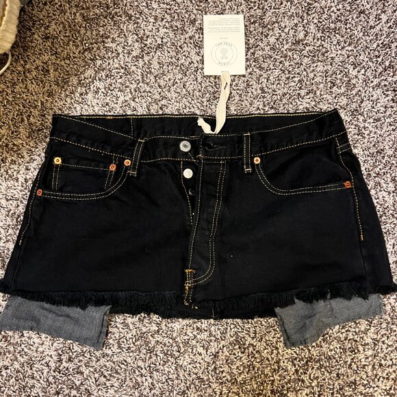 Urban Renewal Remade Levi's Low-Rise Denim Micro Mini Skirt - Picture 9 of 10